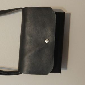 Faux leather small black Roots 73 purse